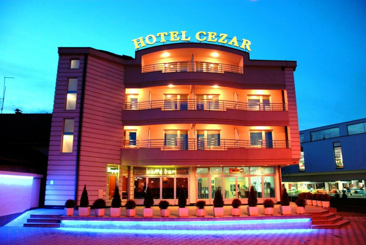 Hotel Cezar Баня-Лука Экстерьер фото